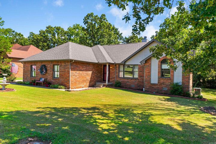 Property Photo: 1210 Spring Street AR 72653