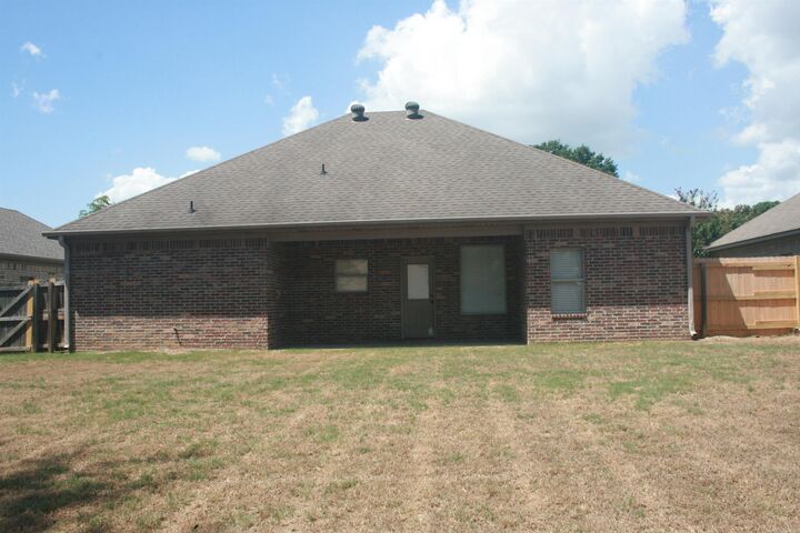 Property Photo: 204 Texas Drive AR 72015