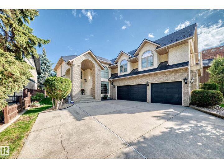 Property Photo: 17416 53 Av NW AB T6M 1C4