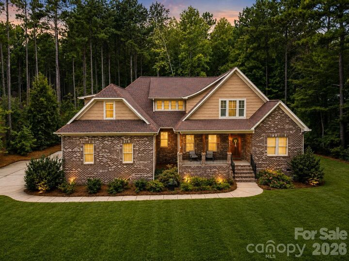 Property Photo: 7261 Bay Ridge Drive NC 28037