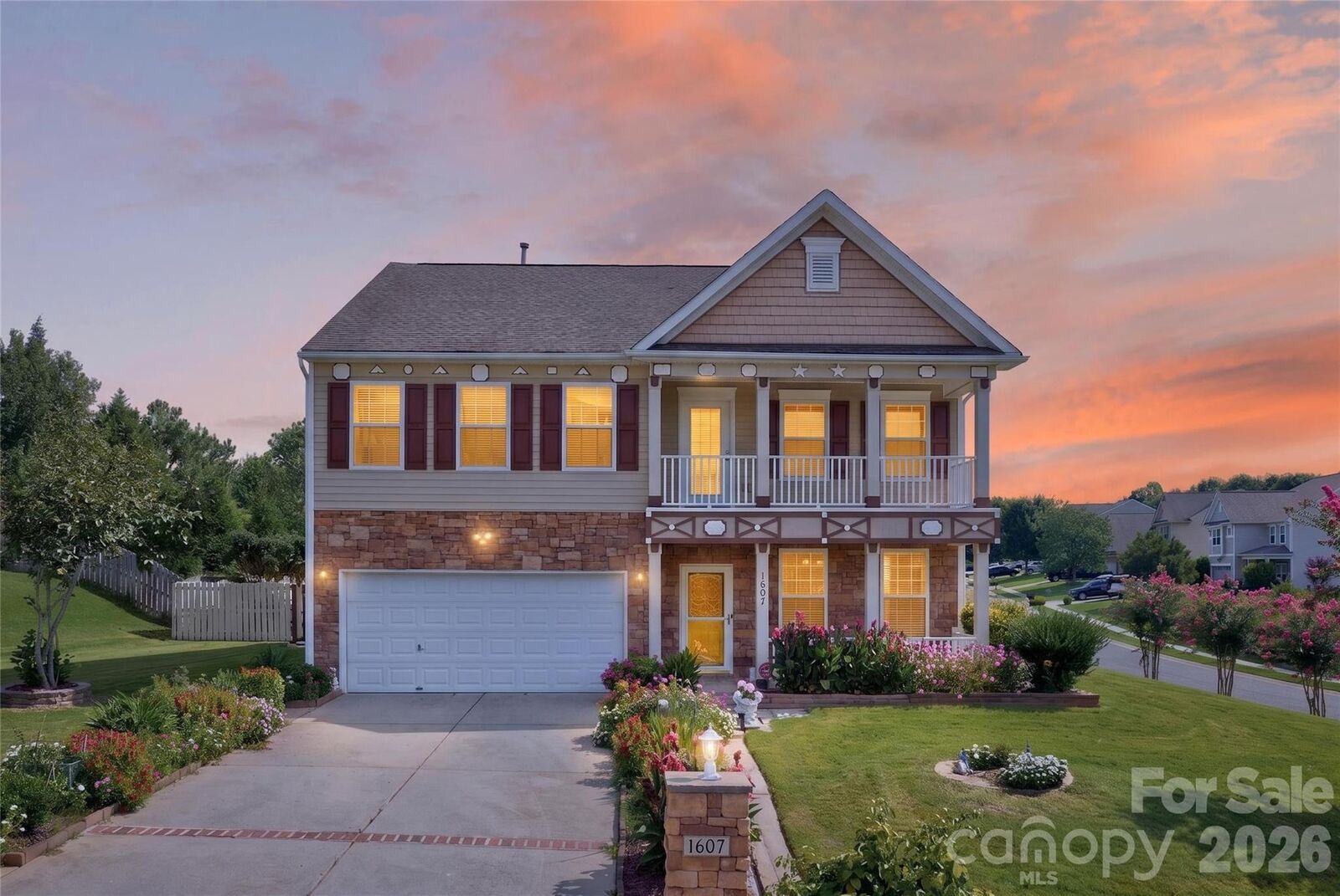 Property Photo: 1607 Hoosac Drive NC 28173