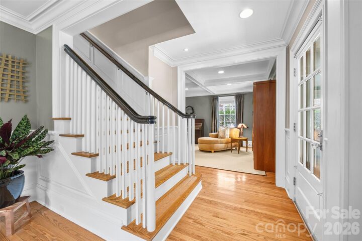 Property Photo:  1620 Biltmore Drive  NC 28207 