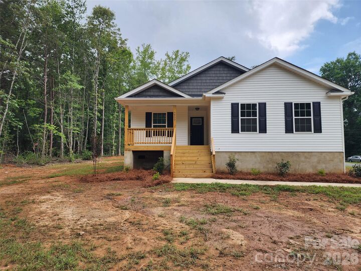 Property Photo:  5900 Flamingo Drive 4  NC 28613 
