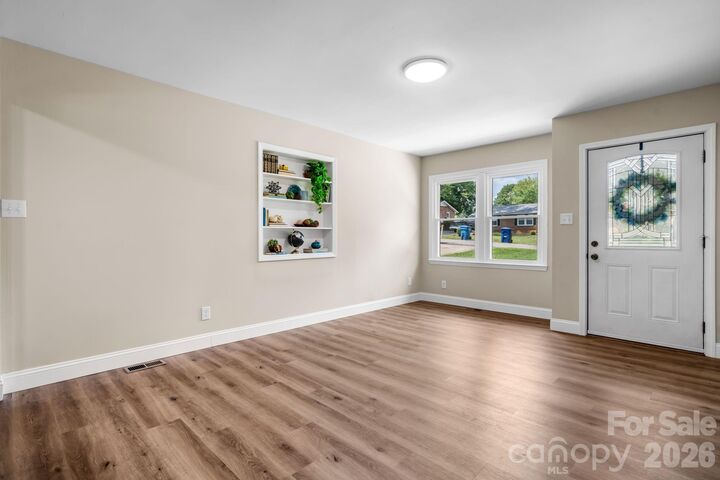 Property Photo:  2266 9th Avenue Drive NE  NC 28601 