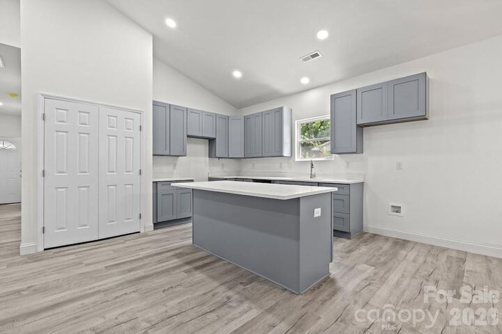 Property Photo:  505 E Dunlap Street  SC 29720 