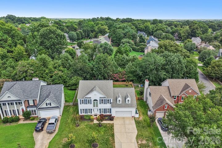 Property Photo:  8504 Tamarron Drive  NC 28277 
