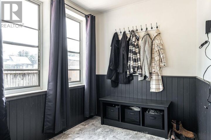 Property Photo:  143 St David Street  ON N0K 1N0 