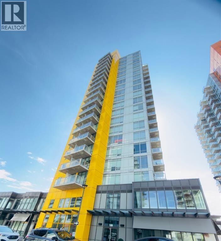 Property Photo:  3820 Brentwood Road Northwest  AB T2L 2L5 