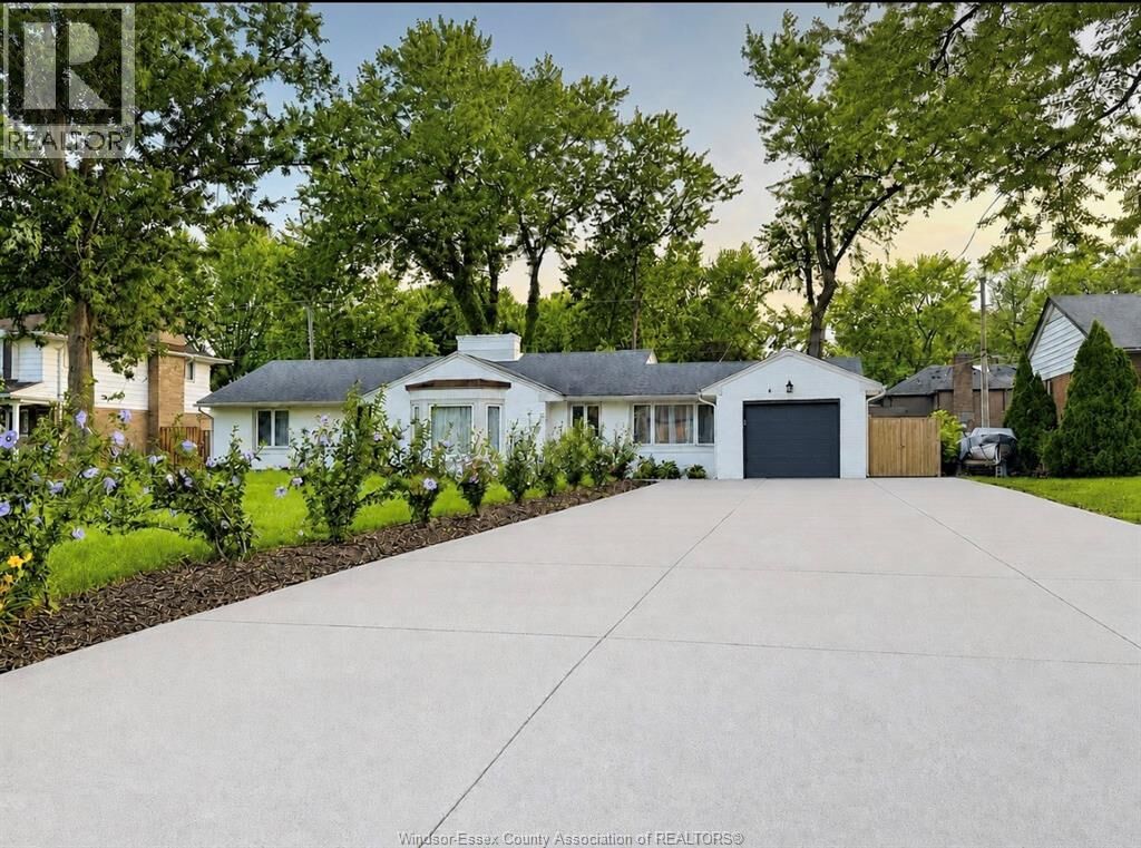 Property Photo:  3549 Ouellette  ON N9E 3M3 