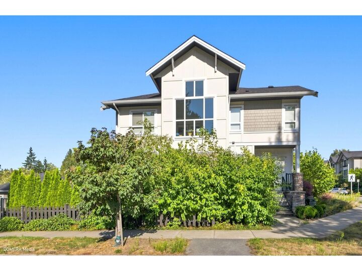 Property Photo: 20403 86ave Avenue BC V2Y 0X4
