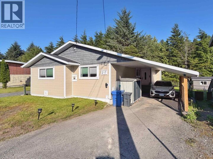Property Photo:  217 Crestview Drive  BC V8J 2Z6 