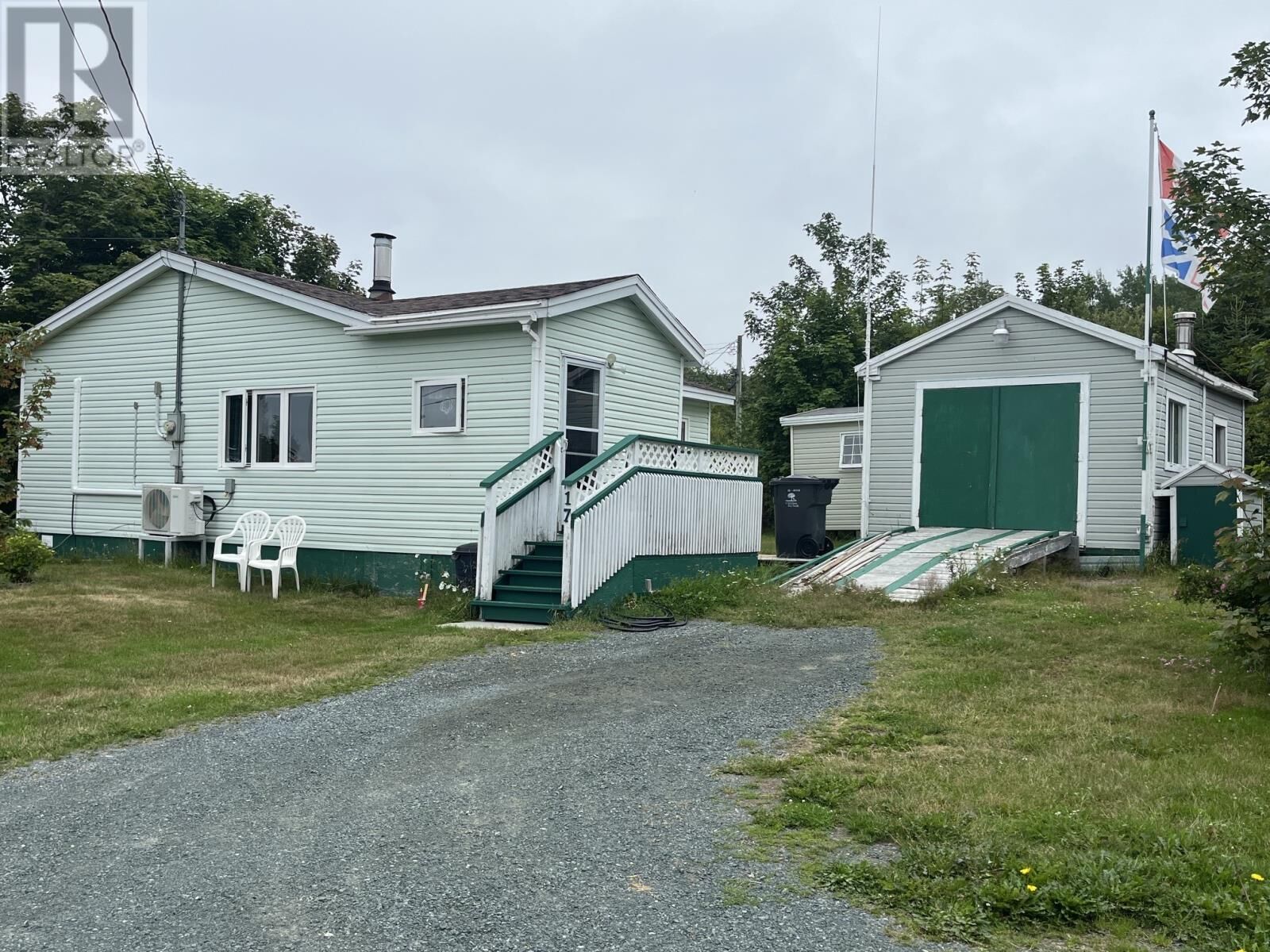 Property Photo: 17 View Lane NL A1W 5G6