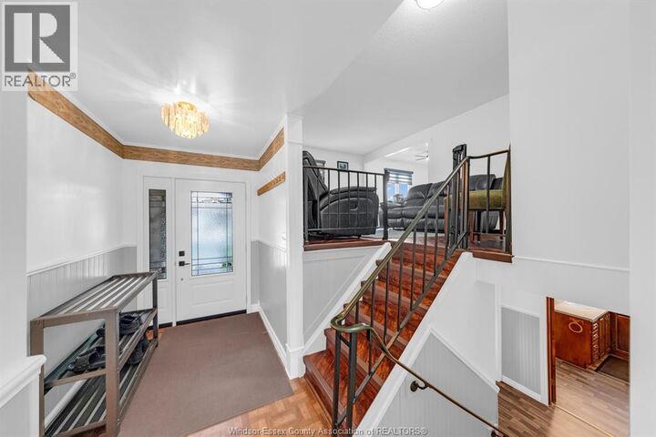Property Photo:  46 Plumbrook Drive  ON N8H 4K9 