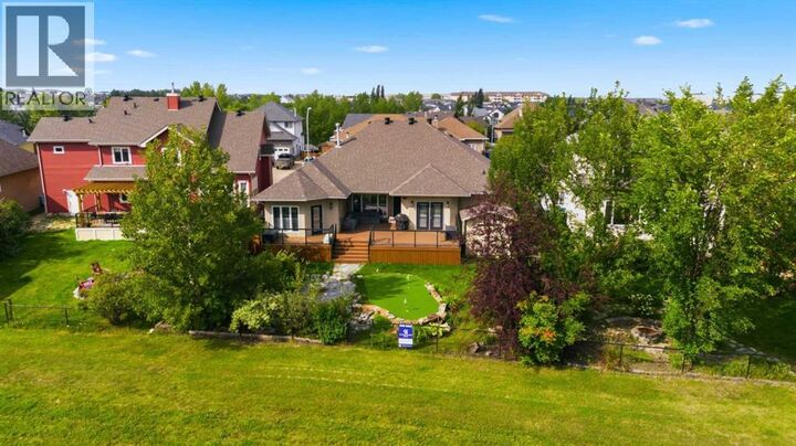 Property Photo:  140 Lindstrom Crescent  AB T9K 2N8 