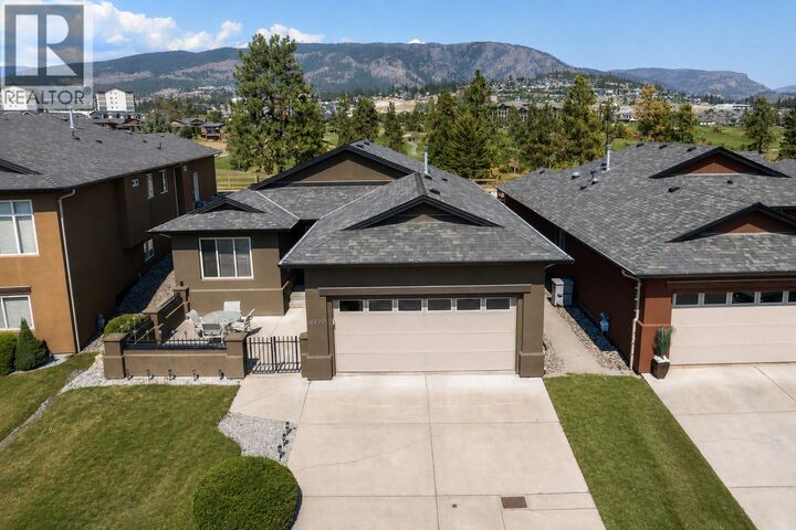 Property Photo: 4112 Solana Place BC V4T 2Y9