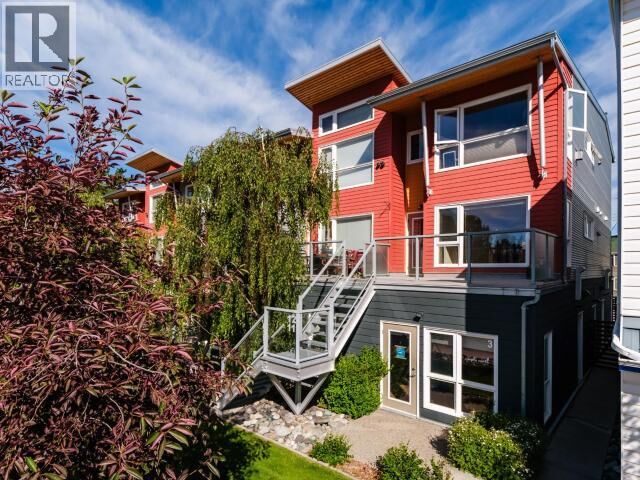 Property Photo: 11-11-404 Hanson Street YT Y1A 1Z1