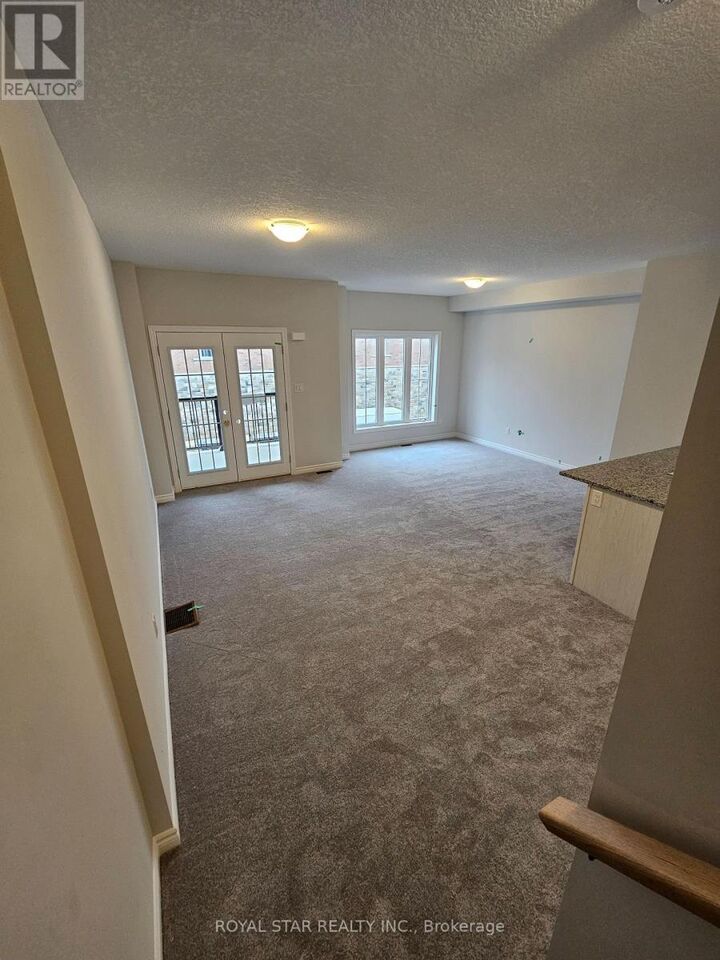 Property Photo: 677 Park Road North 98 ON N3R 0A2