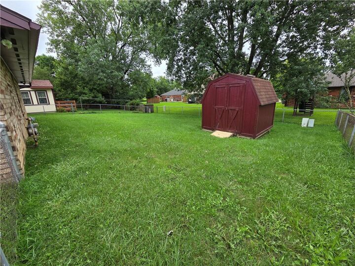 Property Photo: 6266 Shull Road OH 45424