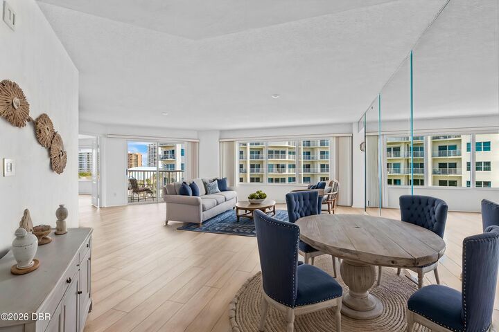 Property Photo: 3 Oceans West Boulevard 6C4 FL 32118