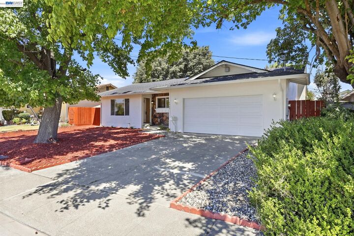 Property Photo: 6963 Portage Rd CA 94568