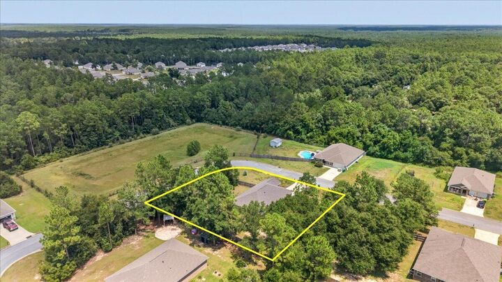 Property Photo: 3485 Sparco Drive FL 32539