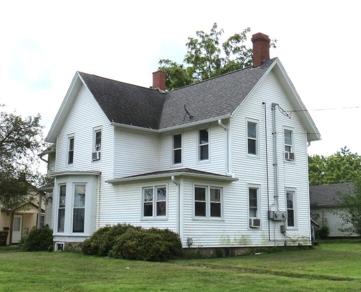 Property Photo:  502 S Eliza Street  IA 52060 