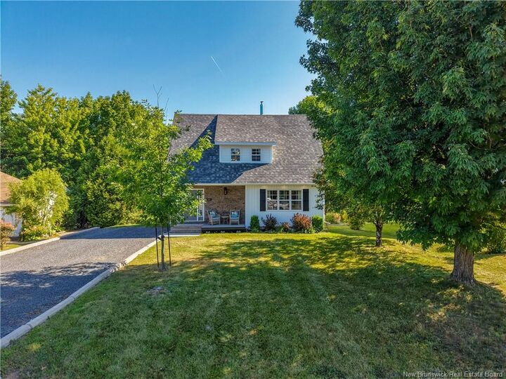 38 Pine Ridge Avenue — photo 1