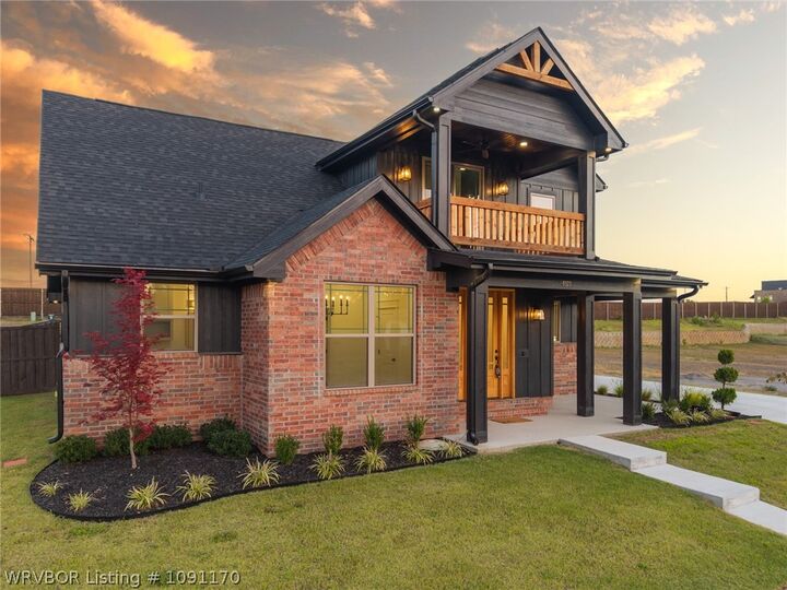 Property Photo: 6929 Alianna Way AR 72916