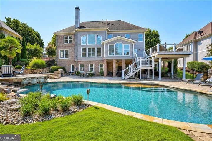 Property Photo: 1043 Meadow Club Court GA 30024