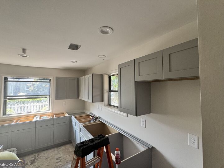 Property Photo: 732 Hanover Lane SE GA 30067