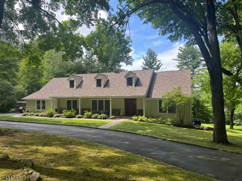 Property Photo:  26 Stone Fence Rd  NJ 07924 