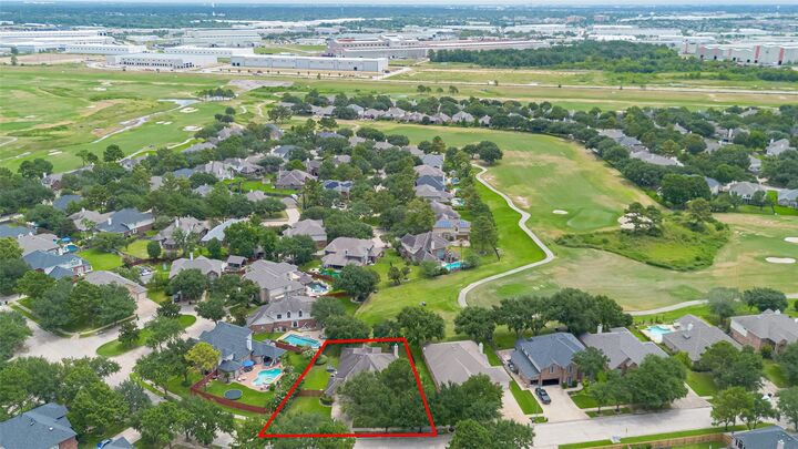 Property Photo: 10422 Pavonia Drive TX 77095