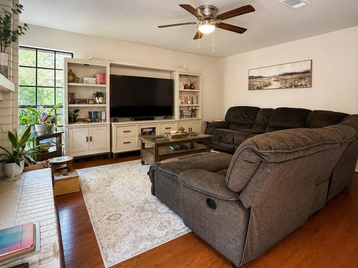 Property Photo:  63 S Stony Bridge Circle  TX 77381 