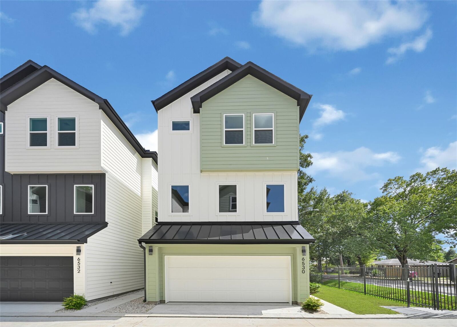 Property Photo: 6538 Goldspier Dr TX 77091