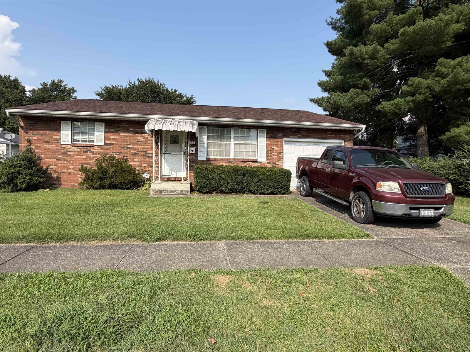 Property Photo:  315 North Fourth St  OH 45638-1773 