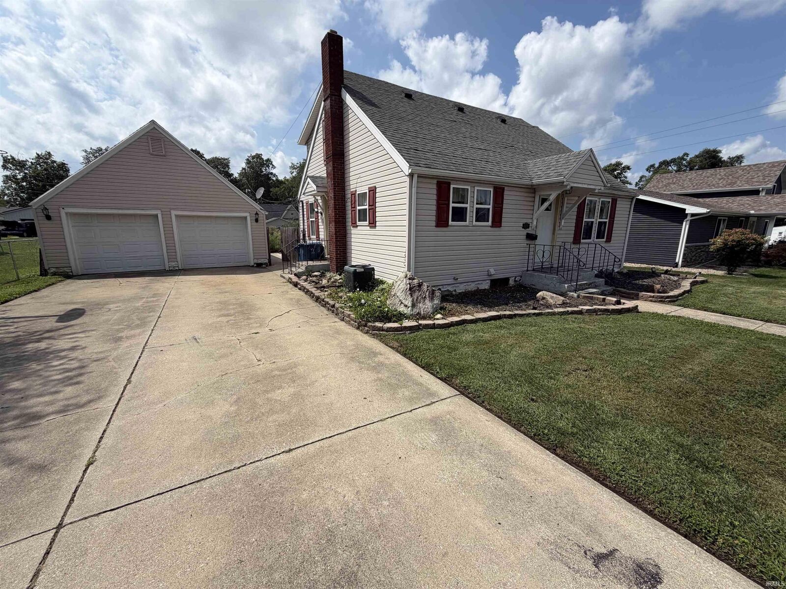 Property Photo: 323 N Marshall Street IN 46506