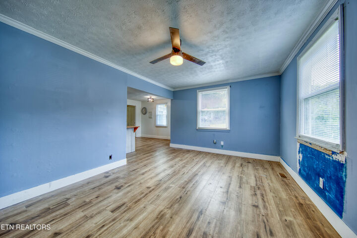 Property Photo:  1700 Iroquois St  TN 37915 