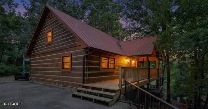 Property Photo:  447 Lakeside Rd  TN 37885 