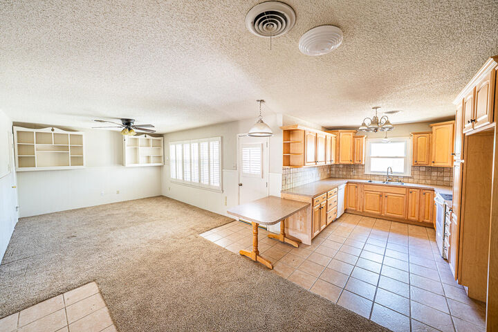 Property Photo: 2604 49th Street TX 79413