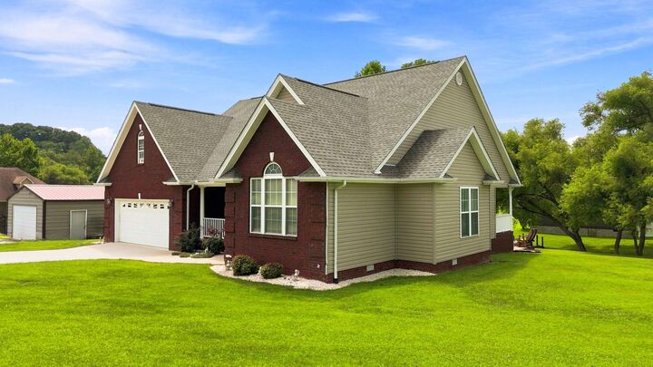 Property Photo:  66 Birch Creek Ln Lane  KY 40729 