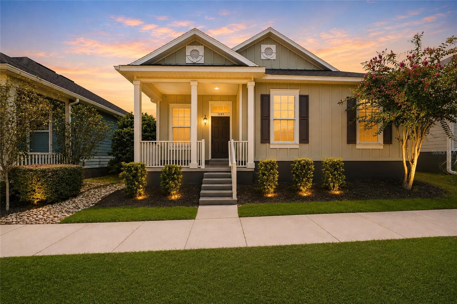 Property Photo: 7689 SW 24th Lane FL 32608