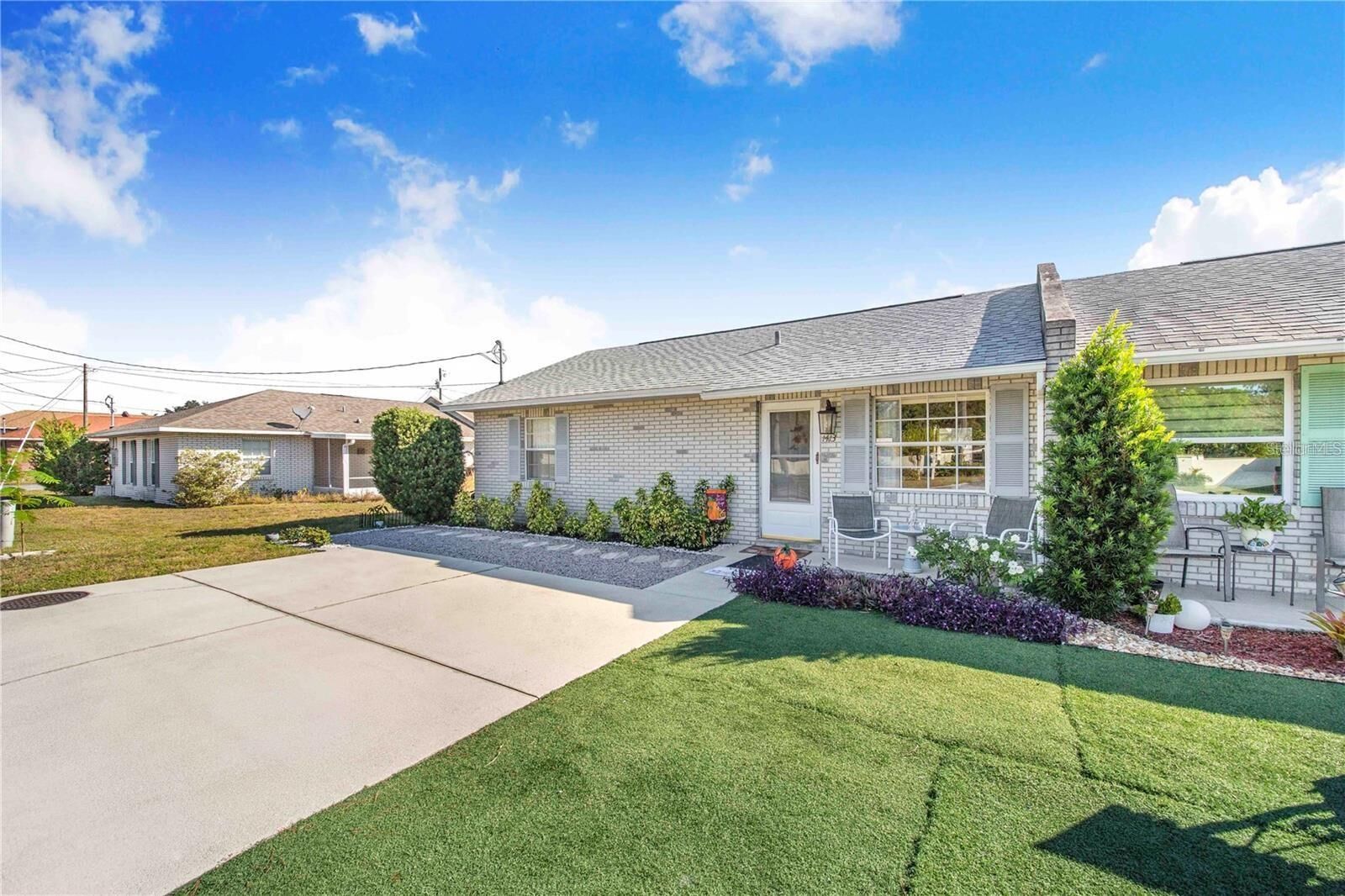Property Photo:  1413 Thousand Roses Drive S  FL 33853 