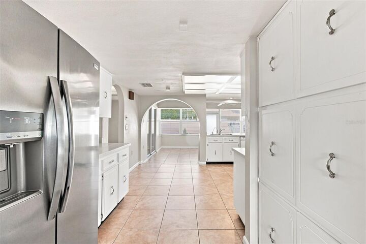 Property Photo:  527 Wayfarer Drive  FL 34689 
