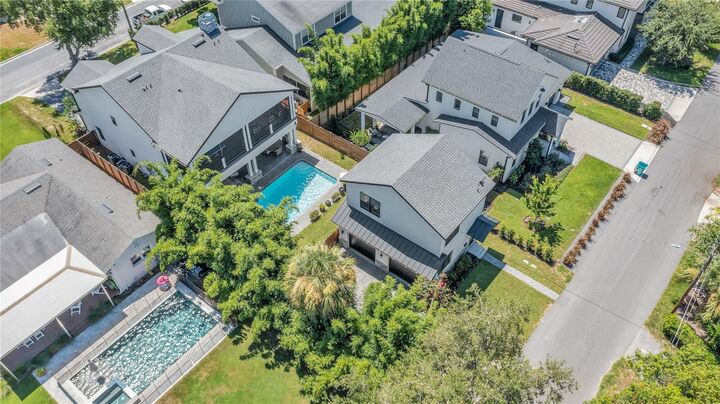 Property Photo:  1200 Edwards Lane  FL 32804 