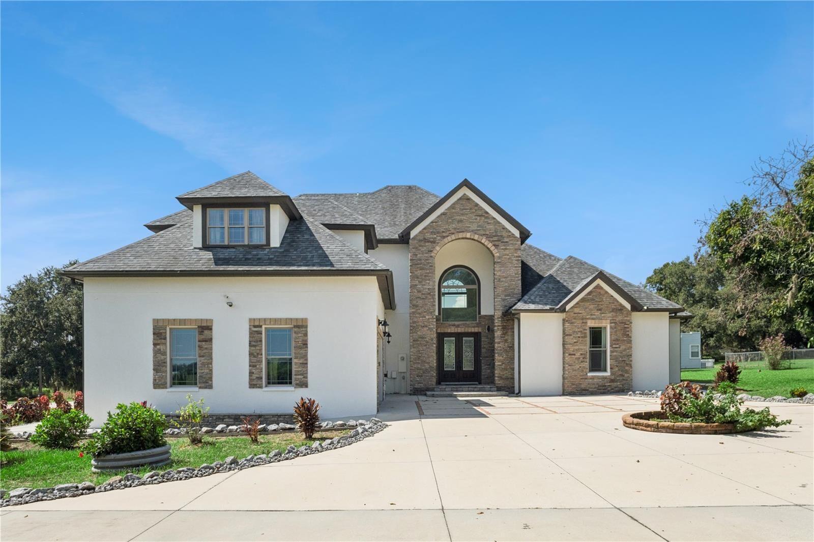 Property Photo: 91 Woodland Drive FL 33844