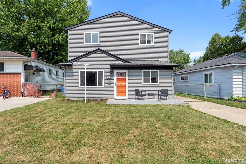 Property Photo:  21708 Powers Avenue  MI 48125 2656 