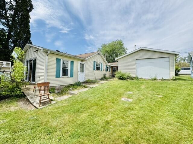 Property Photo:  2375 Tamarack Street  MI 48849-9592 