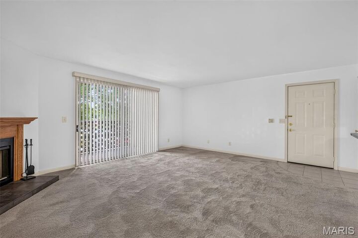 Property Photo:  1211 Mangrove Lane 6  MO 63125 