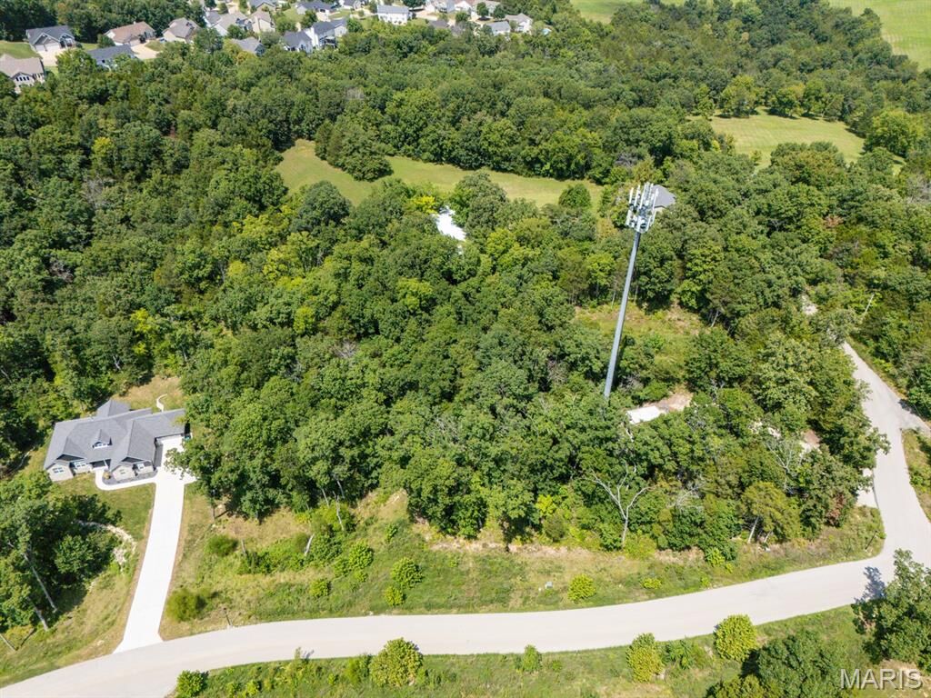 Property Photo: 105 Long Oaks Drive MO 63052