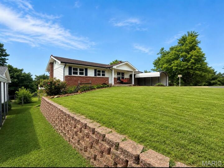 Property Photo:  218 Cypress Street  MO 63601 